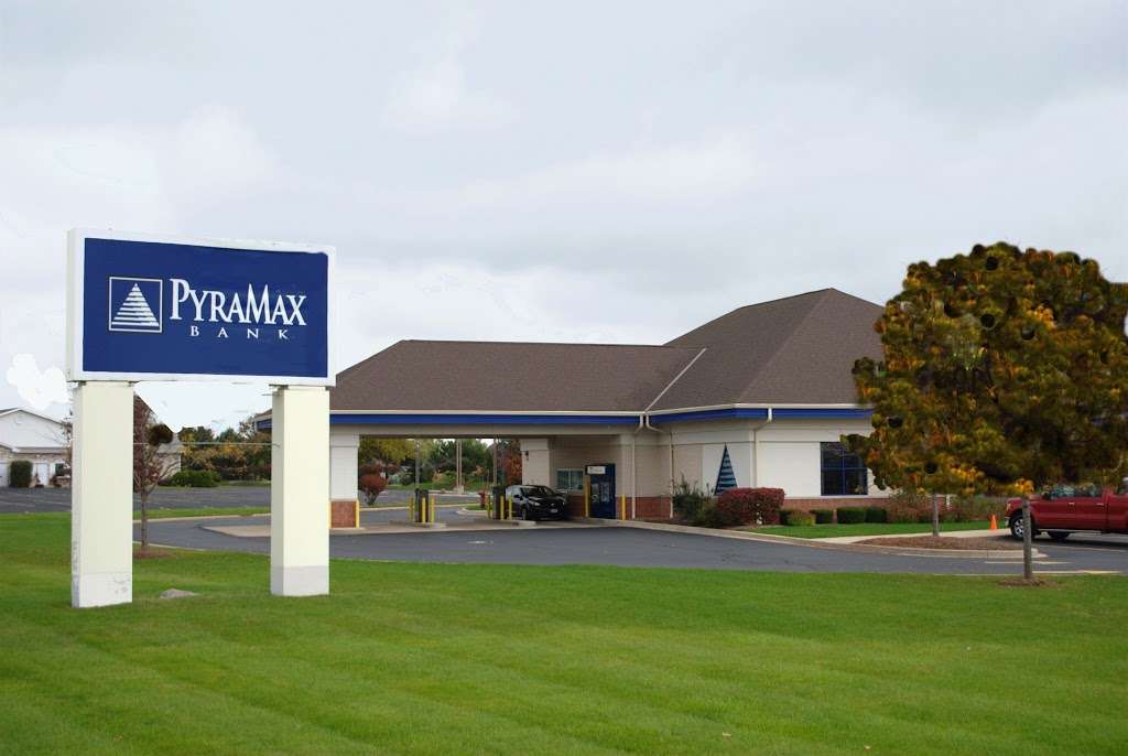 PyraMax Bank | 9000 W Drexel Ave, Franklin, WI 53132, USA | Phone: (414) 425-9000