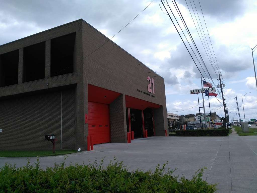 Houston Fire Station 21 | 10515 S Main St, Houston, TX 77054, USA | Phone: (832) 394-6700