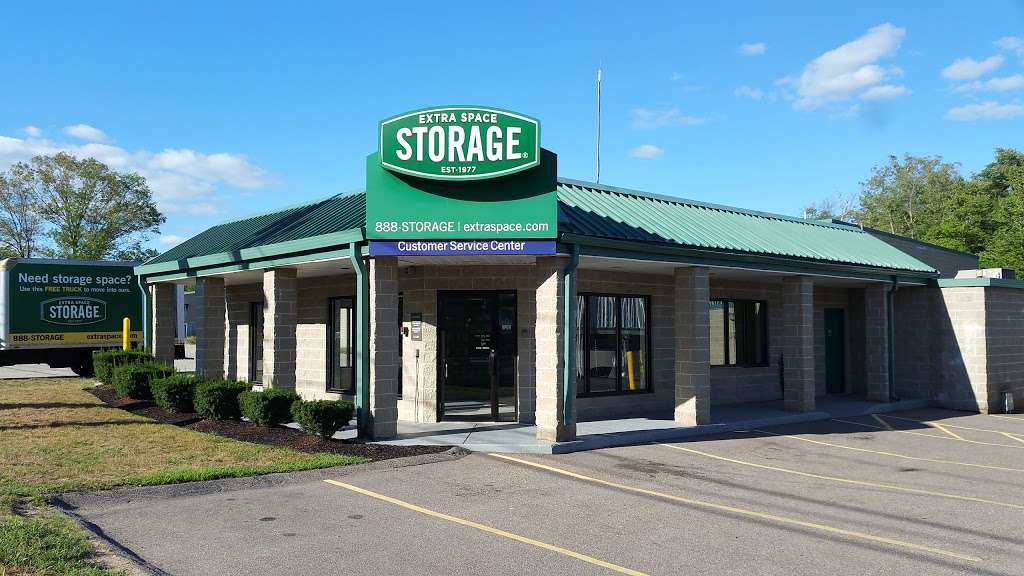 Extra Space Storage | 999 Bedford St, Whitman, MA 02382, USA | Phone: (781) 447-4060