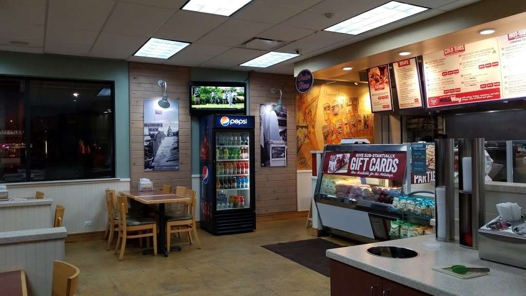 Jersey Mikes Subs | 2540 E Main St, St. Charles, IL 60174 | Phone: (630) 443-1300