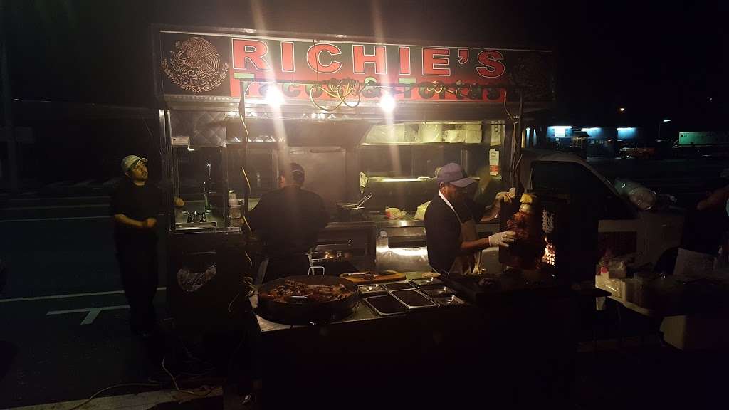 Los Primos TACO Truck | 12420 Venice Blvd, Los Angeles, CA 90066, USA