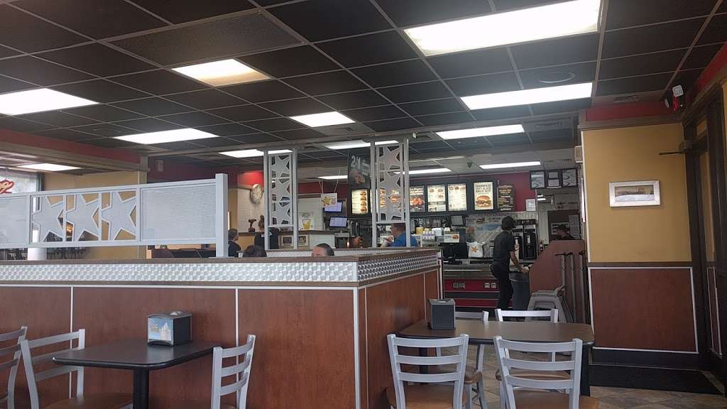 Hardees | 198 W Lincoln Ave, Myerstown, PA 17067, USA | Phone: (717) 866-5522