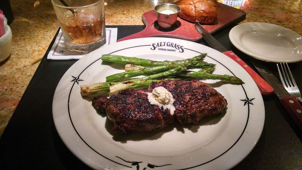 Saltgrass Steak House | 810 Interstate 45 N, Conroe, TX 77301, USA | Phone: (936) 441-2112