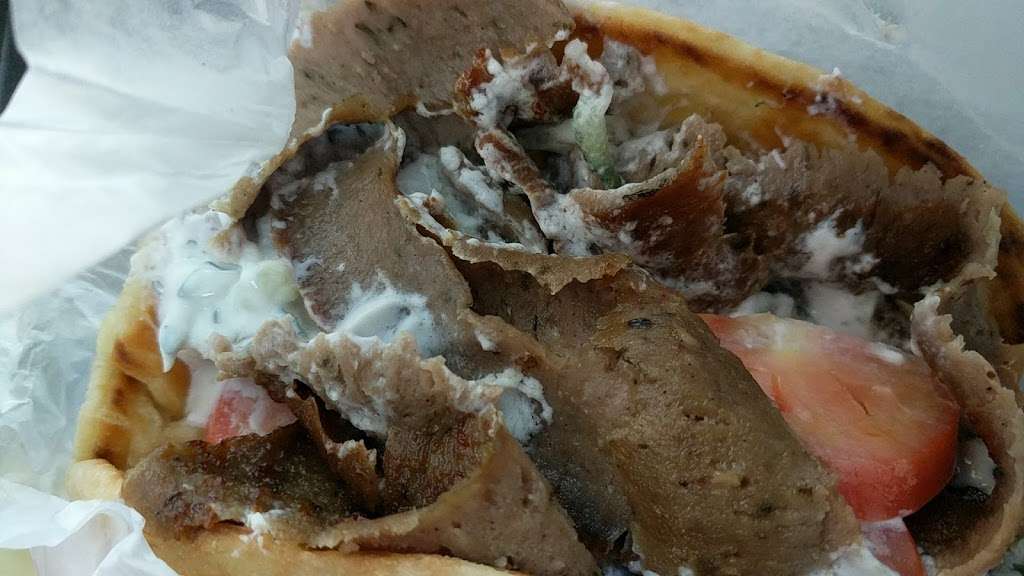 Mickeys Gyros | 63 Bankview Dr, Frankfort, IL 60423 | Phone: (815) 464-1011