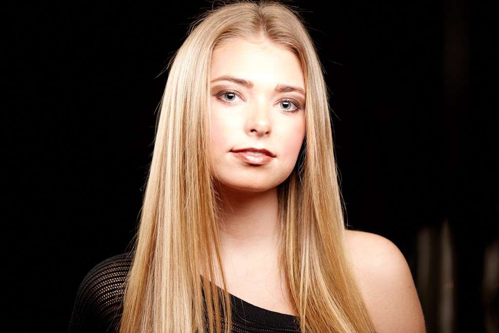 Gini Gs Hair Design Studio | 630 2nd St Pike, Southampton, PA 18966, USA | Phone: (215) 396-0886