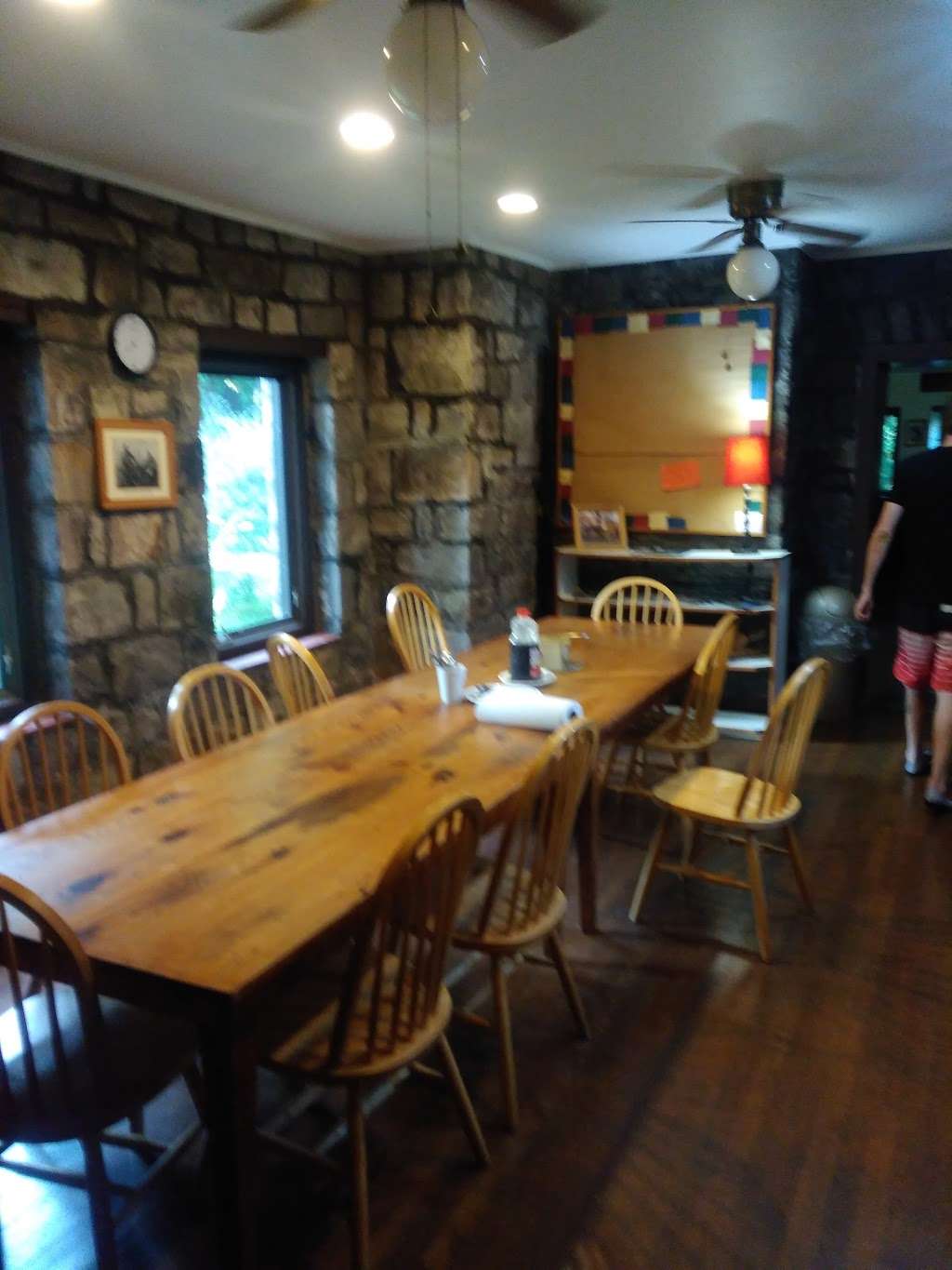 Bears Den | 18393 Blue Ridge Mountain Rd, Bluemont, VA 20135 | Phone: (540) 554-8708