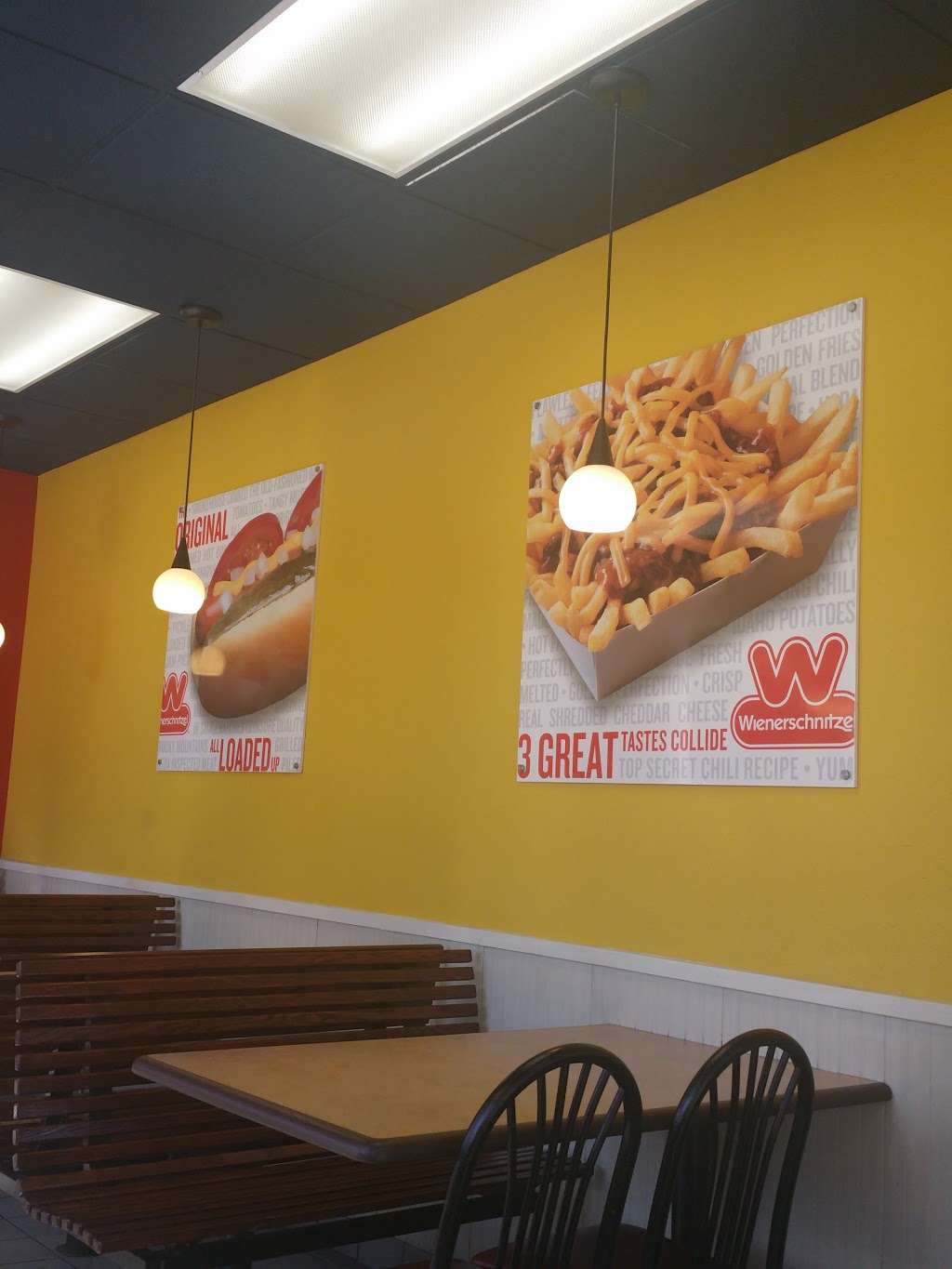 Wienerschnitzel | 1381 E Foothill Blvd, Upland, CA 91786, USA | Phone: (909) 949-9205