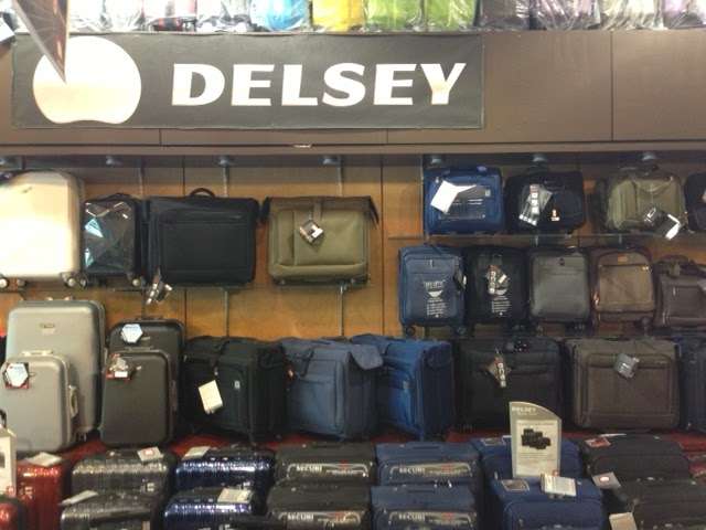 Luggage Depot | 8600 Vineland Ave, Orlando, FL 32821, USA | Phone: (407) 938-9137