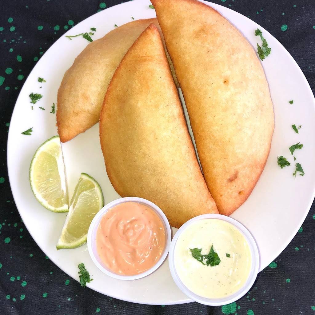 Empanadas tia pina / comida venezuela | 13324 Twinwood Ln, Orlando, FL 32837, USA | Phone: (407) 936-8836