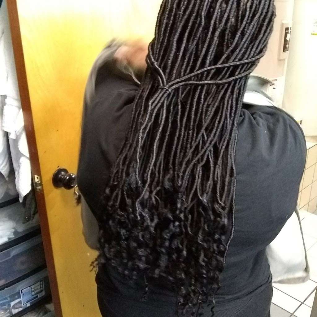 Braids by Aesha | 3309 Edgewood St, Baltimore, MD 21215 | Phone: (410) 542-0022