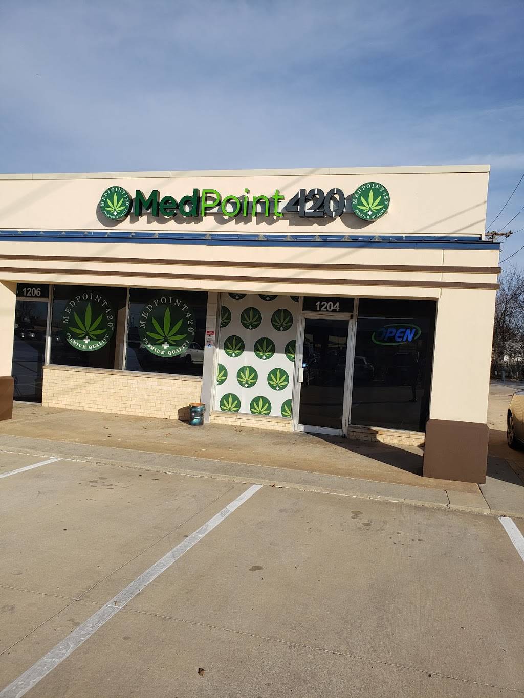 MedPoint420 - Medical Marijuana Dispensary | 1204 E Lockheed Dr, Midwest City, OK 73110, USA | Phone: (405) 931-3420