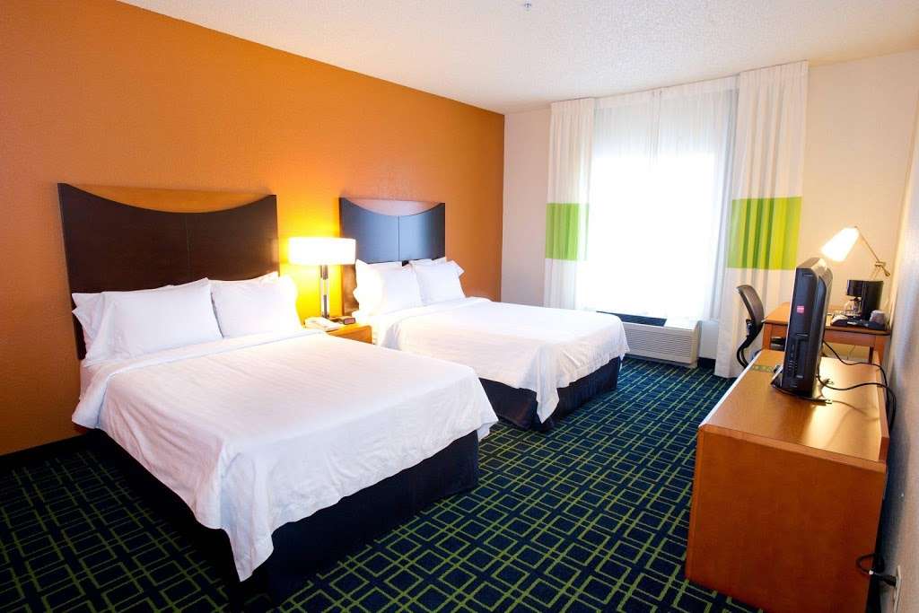 Fairfield Inn & Suites by Marriott Dallas DFW Airport North/Irvi | 4800 W John Carpenter Fwy, Irving, TX 75063, USA | Phone: (972) 929-7257