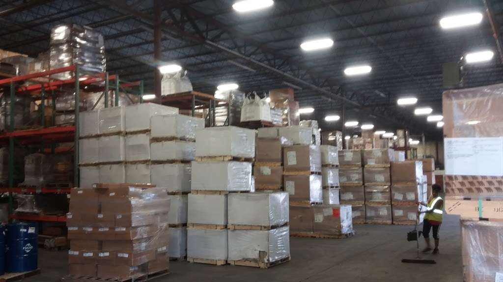 Pelhams Industrial Warehouses | 917 Parkway Dr, Grand Prairie, TX 75051, USA | Phone: (972) 647-0477