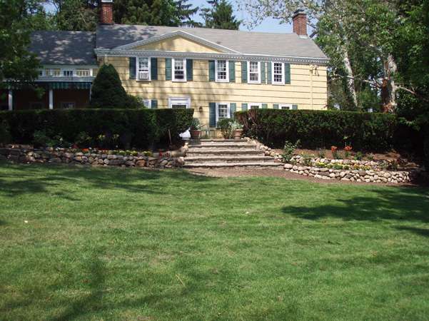 One Stop Landscaping | 1628, 183 W 9th St, Huntington Station, NY 11746 | Phone: (631) 896-5317