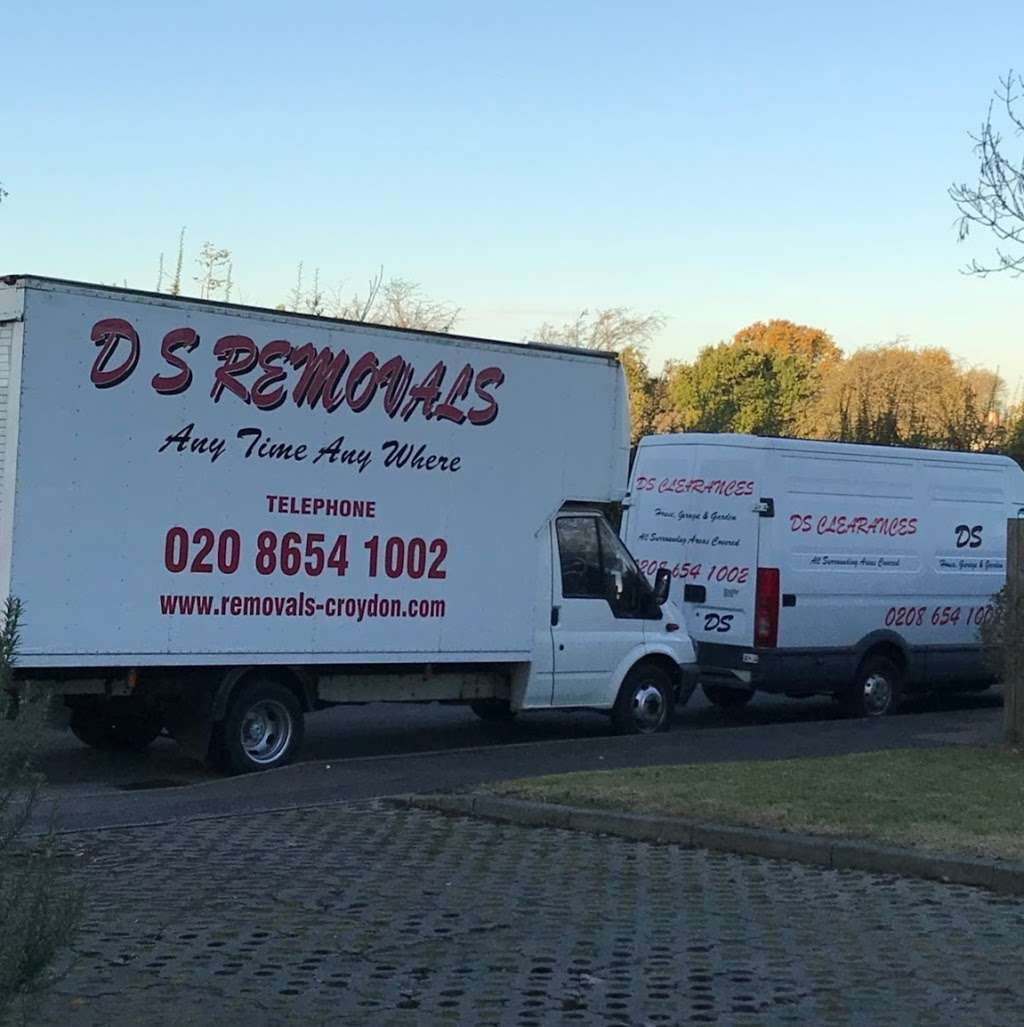 DS Removals man and van | 6 Poppy Ln, Croydon CR0 8YT, UK | Phone: 020 8654 1002