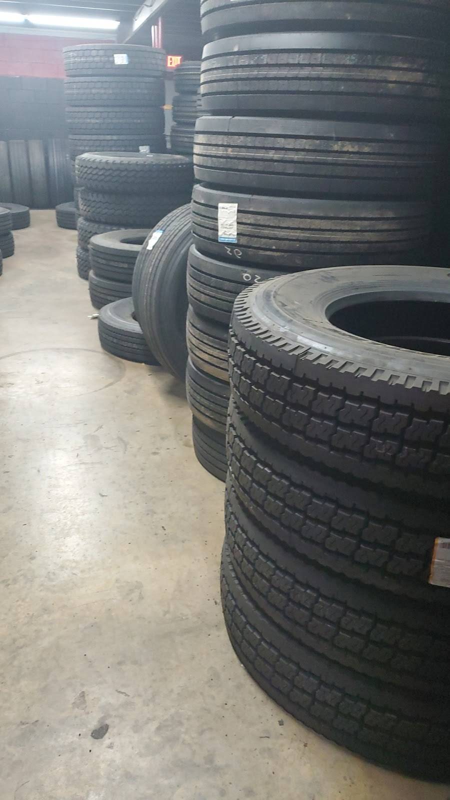 Action Tire Company | 2405 Weaver Way, Doraville, GA 30340, USA | Phone: (770) 263-9695