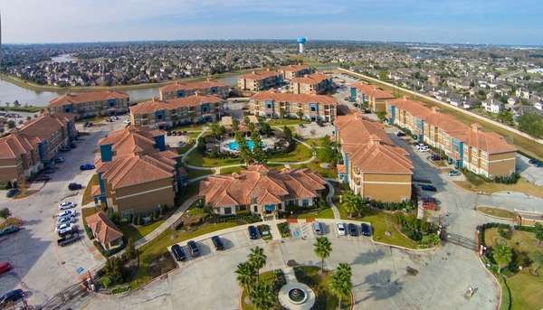 Avana at South Shore Apartments | 2800 E League City Pkwy, League City, TX 77573, USA | Phone: (281) 334-7080