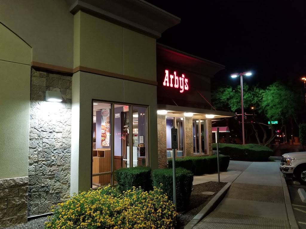 Arbys | 2889 S Market St, Gilbert, AZ 85295, USA | Phone: (480) 792-6659