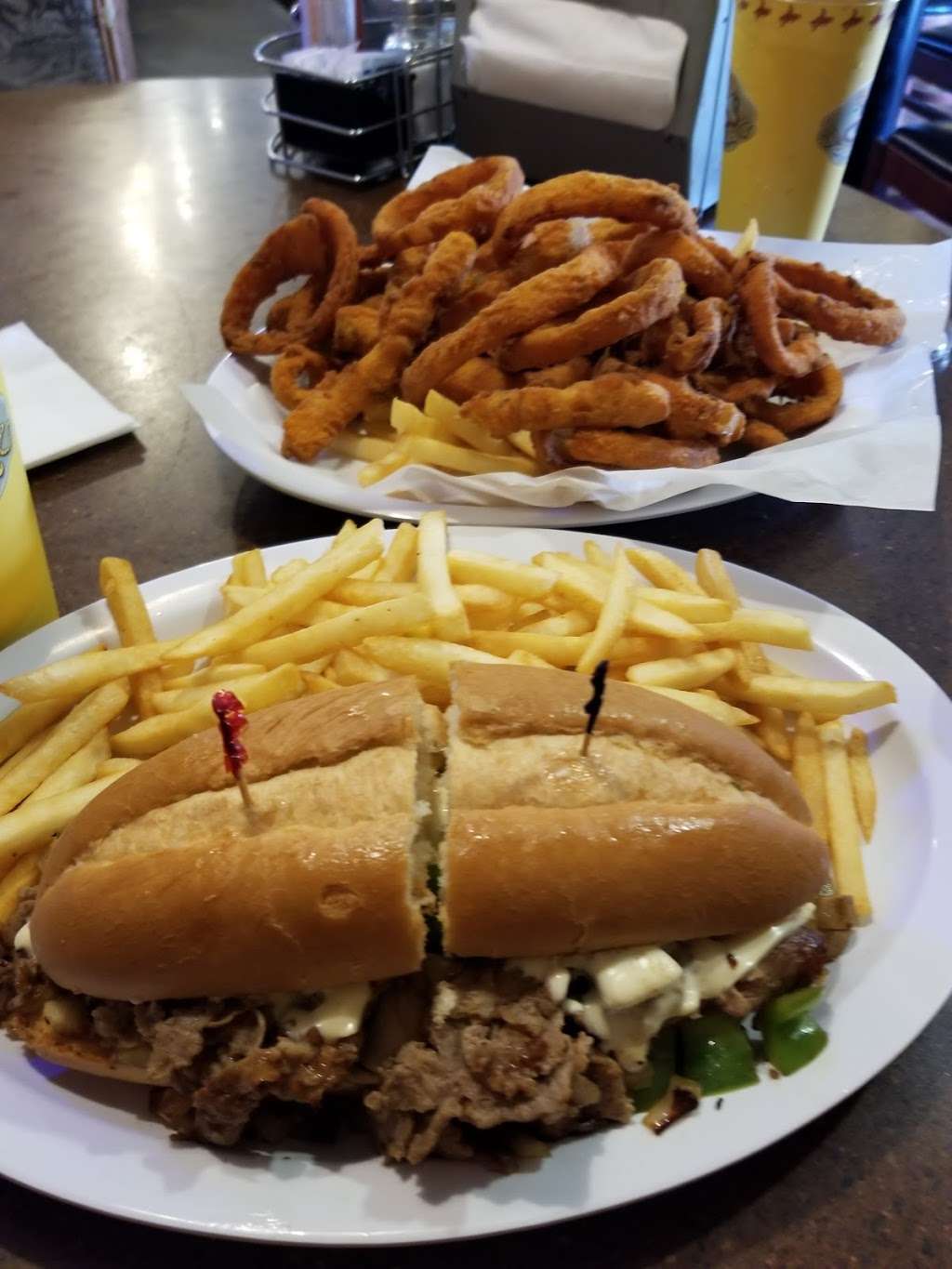 Rodeo Burger | 940 Sixth St, Norco, CA 92860, USA | Phone: (951) 737-4195