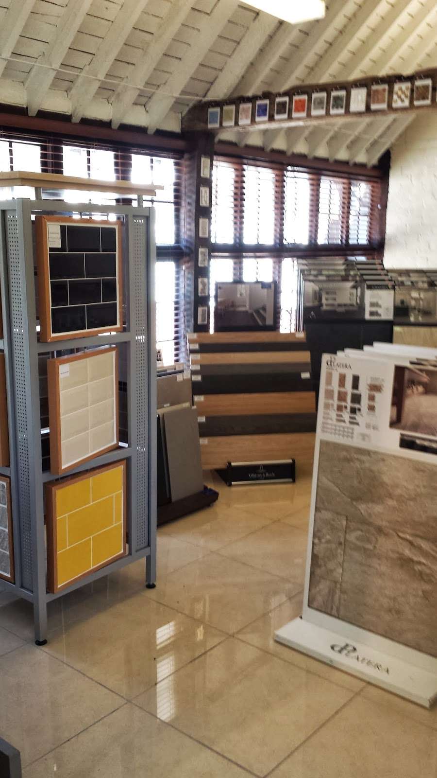 Limpsfield Ceramic Tiles Ltd | The Studio, High Street, Limpsfield, Limpsfield, oxted RH8 0DR, UK | Phone: 01883 730030