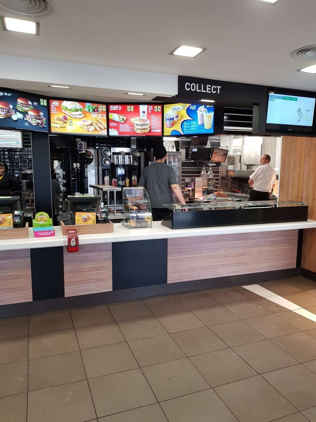 McDonalds | The Bell Roundabout, London Colney, Shenley, St Albans AL2 1BX, UK | Phone: 01727 827948