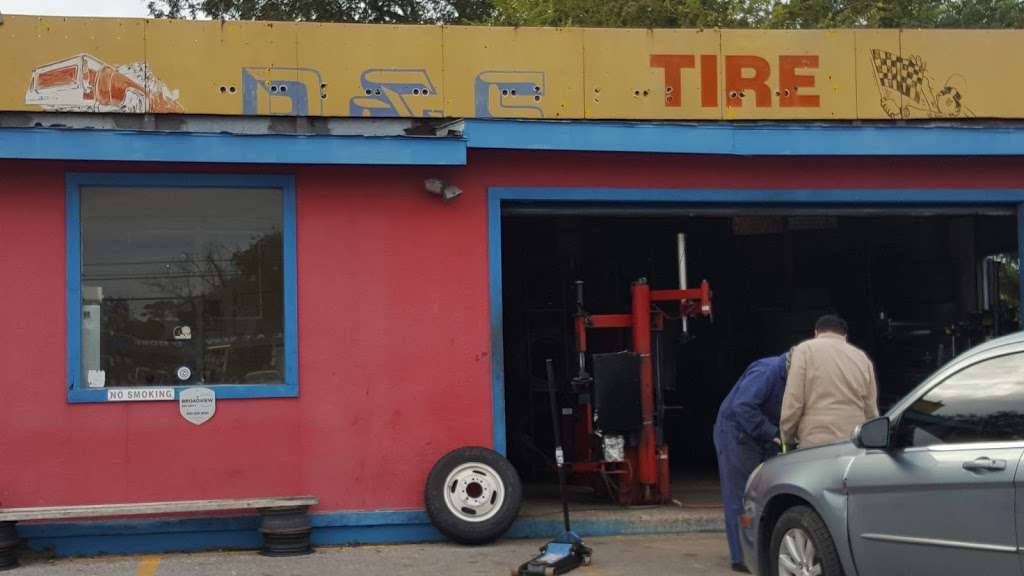 R & S Tire Shop | 1401 N Alexander Dr, Baytown, TX 77520, USA | Phone: (281) 428-2781