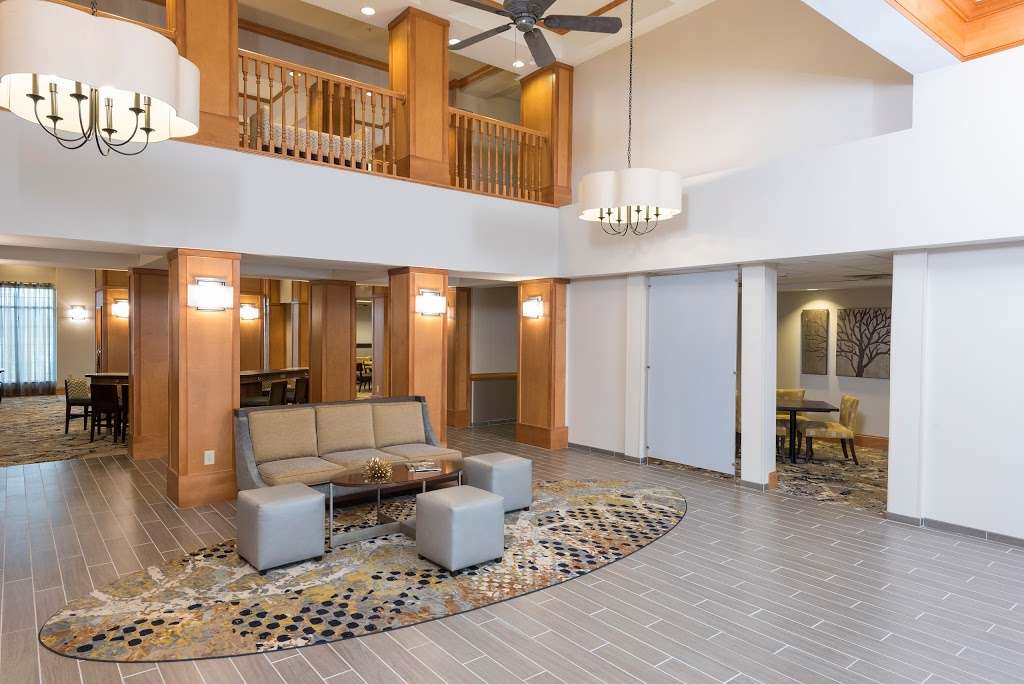 Homewood Suites by Hilton Indianapolis-Airport/Plainfield | 2264 East Perry Rd, Plainfield, IN 46168, USA | Phone: (317) 839-1900