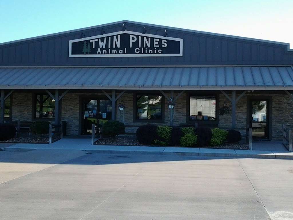 Twin Pines Animal Clinic | 20994 State Route K, St Joseph, MO 64505, USA | Phone: (816) 364-1089