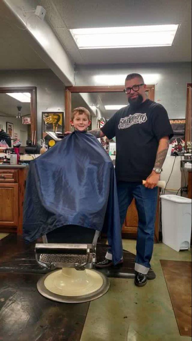 All American Barber Shop | 4550 Coffee Rd suite g, Bakersfield, CA 93308, USA | Phone: (661) 535-4230