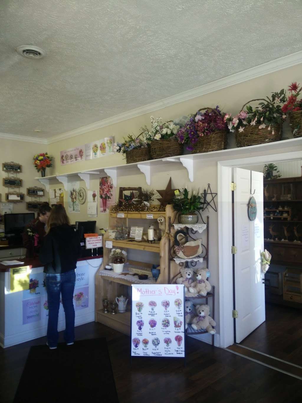 Perfect Petals Florist & Decor | 225 E Main St, Rising Sun, MD 21911, USA | Phone: (410) 658-1326