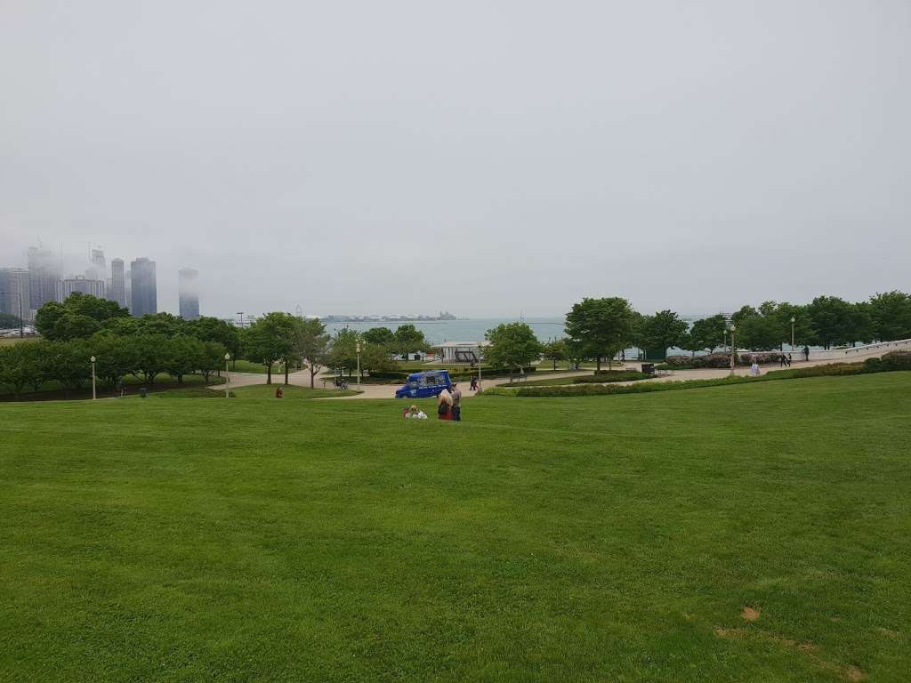 The Great Ivy Lawn at The Field Museum | 425 Roosevelt Rd, Chicago, IL 60605 | Phone: (773) 908-5407