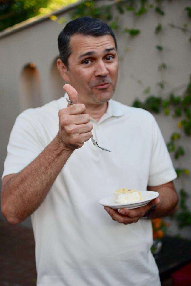 Ed Sanchez, R.E. Broker RE/MAX EMPOWER in 701 S Victory Blvd, Burbank