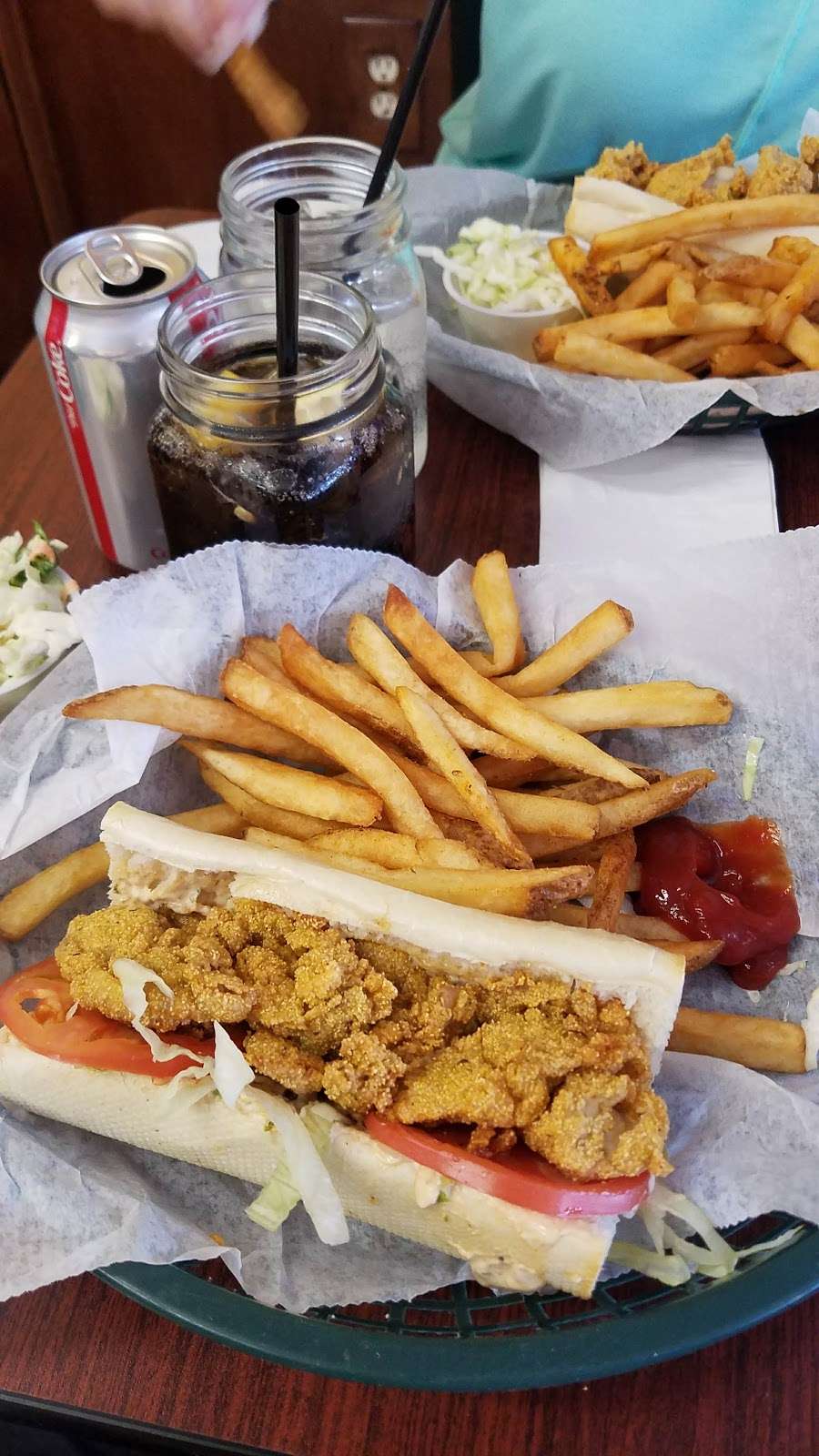 Po Boys Creole & Fresh Catch | 900 Palmer St, Milton, DE 19968, USA | Phone: (302) 684-0890