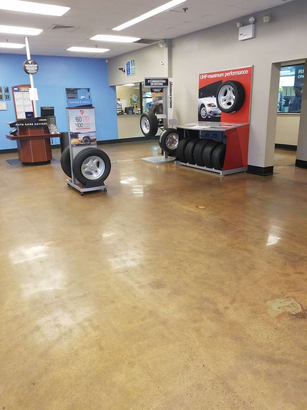 Firestone Complete Auto Care | 999 Woodbridge Center Dr, Woodbridge, NJ 07095 | Phone: (732) 734-0189