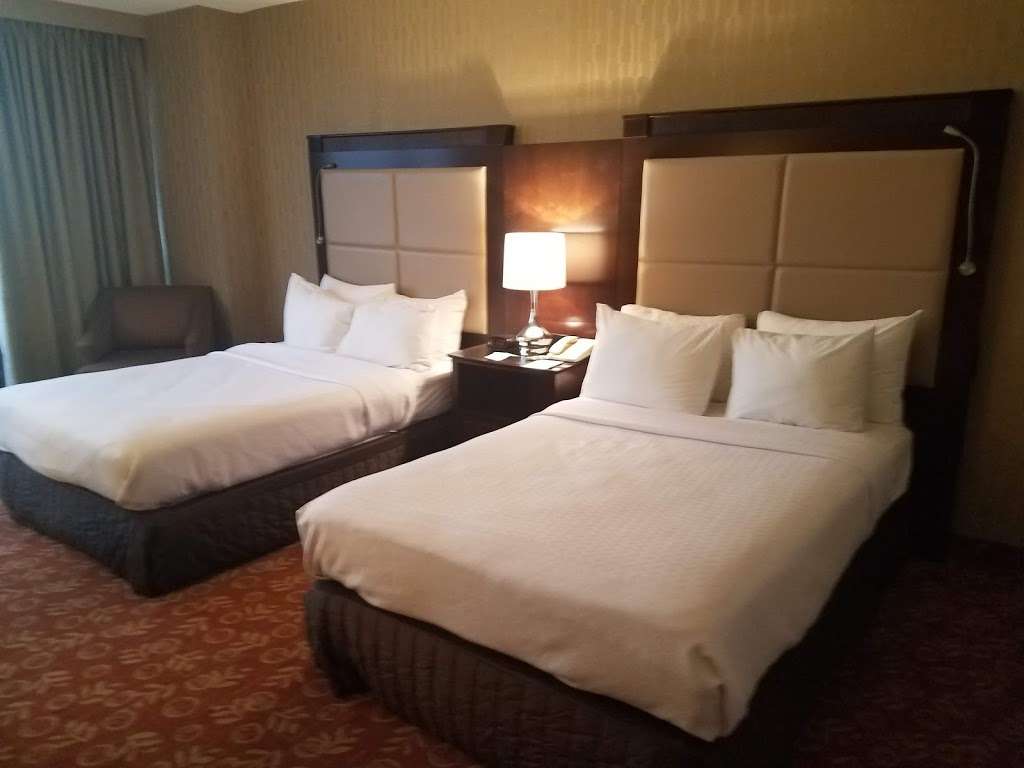 Crowne Plaza Philadelphia-Cherry Hill | 2349 W, NJ-70, Cherry Hill, NJ 08002 | Phone: (856) 665-6666