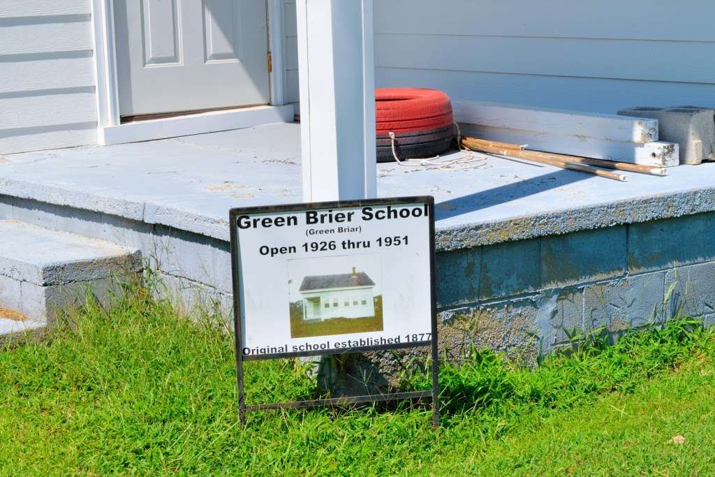 Green Brier School | 378, Greenbriar Rd, Walkerton, VA 23177, USA