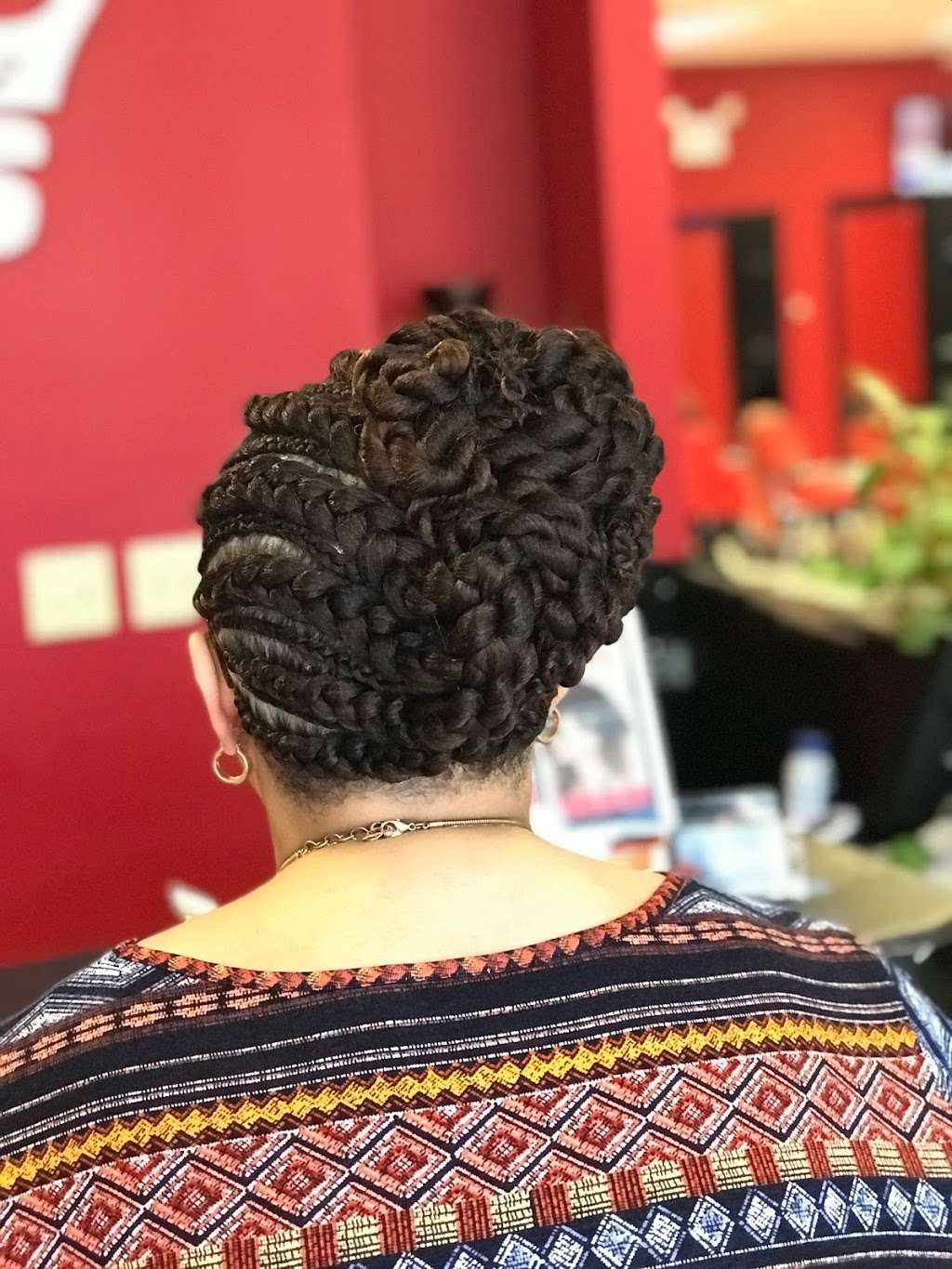 Bignons African Hair Braiding and Weaving | 6932 N Tryon St, Charlotte, NC 28213, USA | Phone: (704) 921-2221