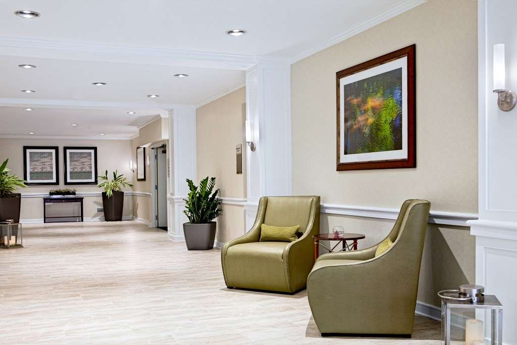 Hilton Garden Inn Boston-Burlington | 5 Wheeler Rd, Burlington, MA 01803, USA | Phone: (781) 272-8800