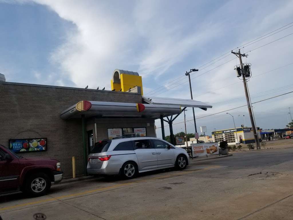 Sonic Drive-In | 10709 Audelia Rd, Dallas, TX 75238, USA | Phone: (214) 349-7035