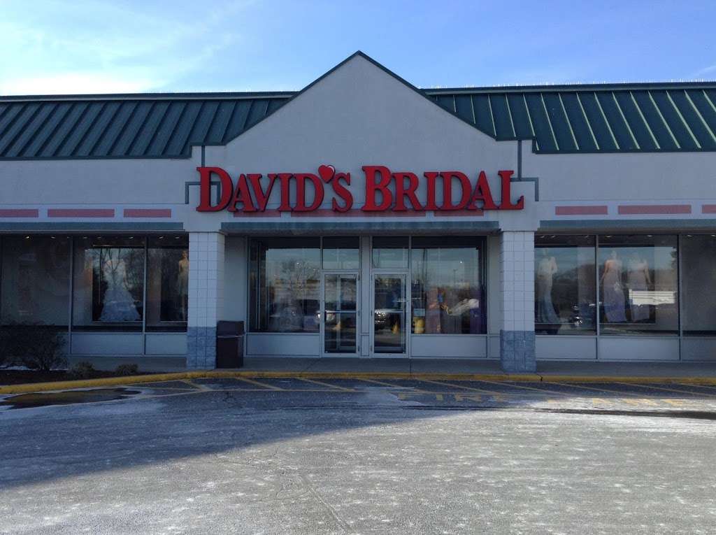Davids Bridal | 8-10 Newbury St, Danvers, MA 01923, USA | Phone: (978) 777-8232