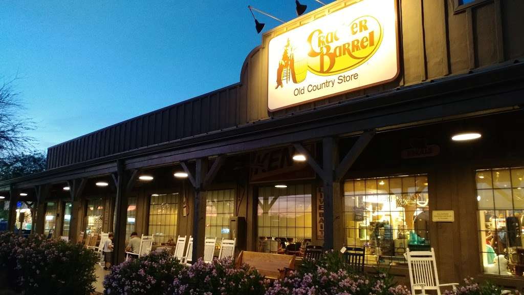 Cracker Barrel Old Country Store | 5022 E Chandler Blvd, Phoenix, AZ 85048, USA | Phone: (480) 961-9443