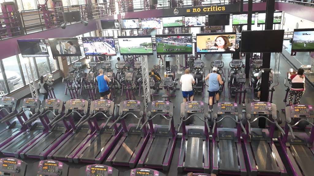 Planet Fitness | 5404 Central Ave, Charlotte, NC 28212, USA | Phone: (980) 236-9987