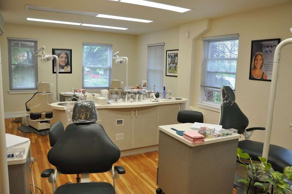 Moore Orthodontics - dentist  | Photo 9 of 10 | Address: 7156 Stenton Ave, Philadelphia, PA 19150, USA | Phone: (215) 242-5797