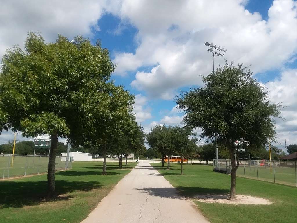 Bridgeland Dog Park | 17330 E Creekside Bend Dr, Cypress, TX 77433, USA
