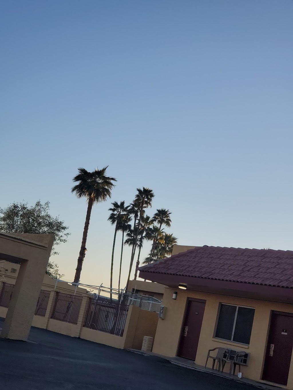 Trava-Leers Motel | 836 W Main St, Mesa, AZ 85201, USA | Phone: (480) 962-8936