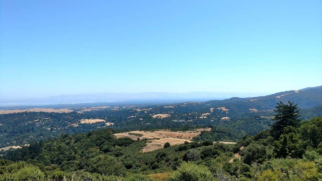 Spring Ridge Parking Area - Windy Hill | 18362-18492 CA-35, Portola Valley, CA 94028, USA | Phone: (650) 691-1200