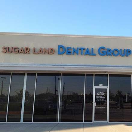 Sugar Land Dental Group and Orthodontics | 510 Hwy 6 Ste 110, Sugar Land, TX 77478, USA | Phone: (281) 565-0077