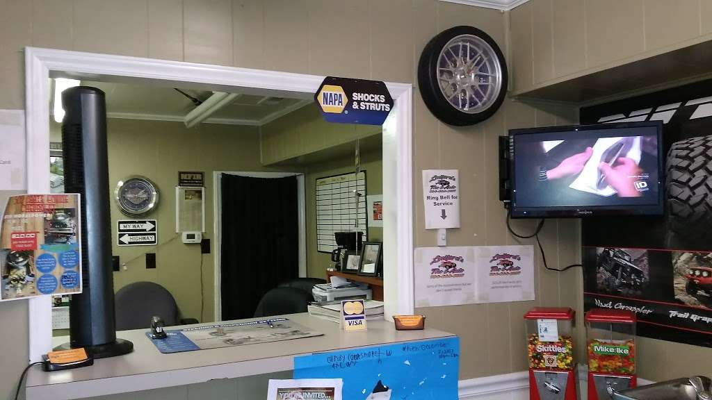 Ledfords Tire & Auto | 601 E Trade St, Dallas, NC 28034, USA | Phone: (704) 868-9757