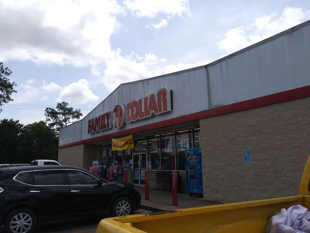 Family Dollar | 110 E San Bernard St, Brazoria, TX 77422, USA | Phone: (979) 705-4789