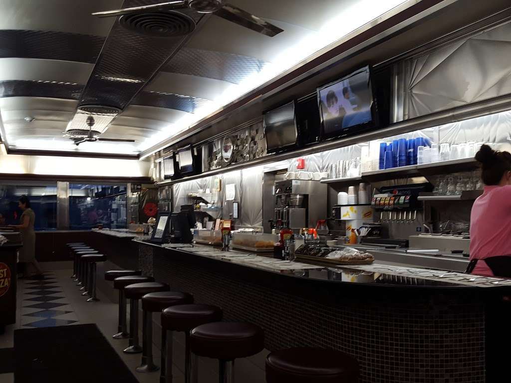 The Main Line Diner & Pizza Company | 940 Homestead Ave, Maybrook, NY 12543, USA | Phone: (845) 427-7900